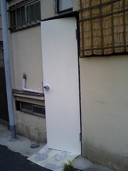 door2.jpg
